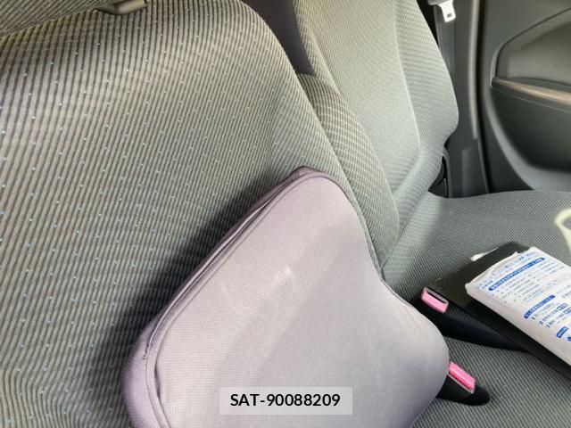 Mazda FLAIR 2015-06 7218662-15