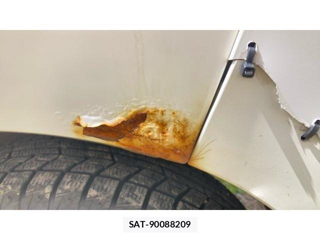 Mazda FLAIR 2015-06 7218662-24