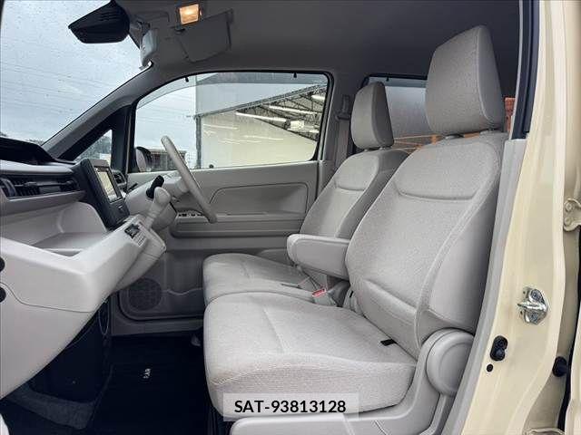 Mazda FLAIR 2020-07 8829088-16