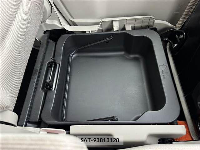 Mazda FLAIR 2020-07 8829088-5