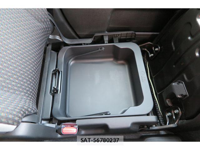 Mazda FLAIR CROSSOVER 2023-02 1412426-24