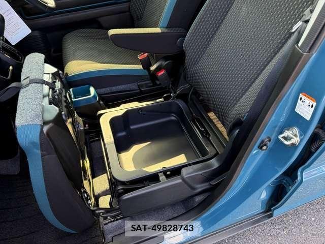 Mazda FLAIR CROSSOVER 2021-02 8245215-10