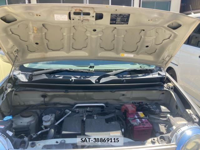 Mazda FLAIR CROSSOVER 2015-06 8245216-9