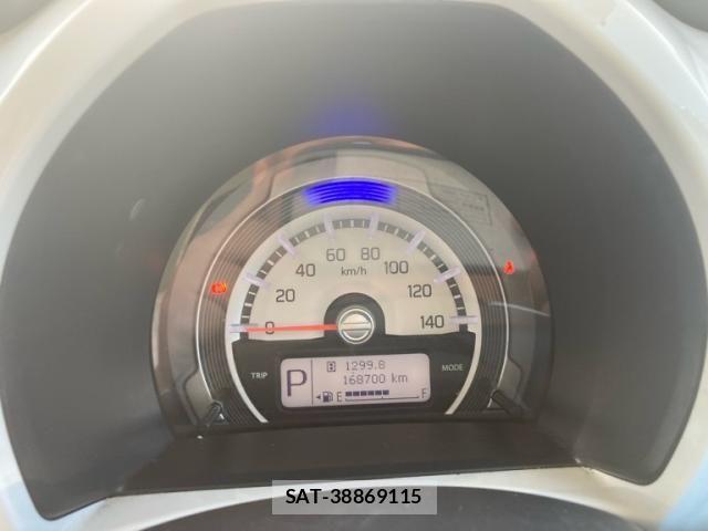 Mazda FLAIR CROSSOVER 2015-06 8245216-17
