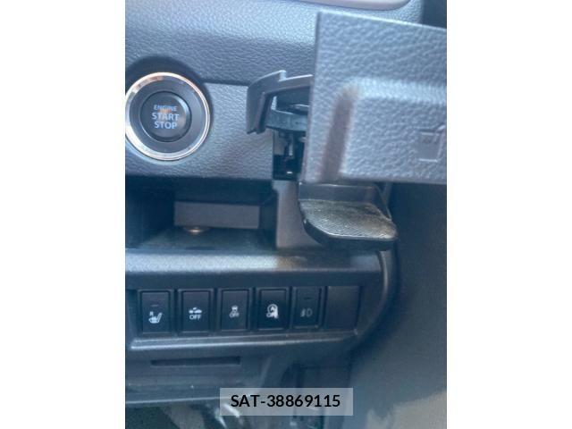 Mazda FLAIR CROSSOVER 2015-06 8245216-22