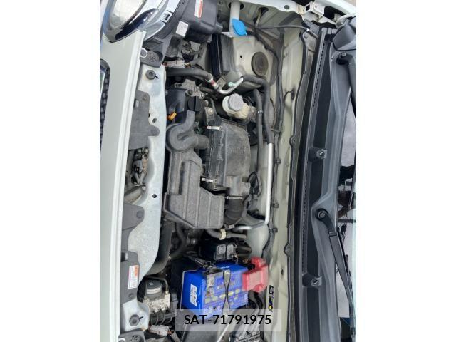 Mazda FLAIR CROSSOVER 2016-07 8412483-14