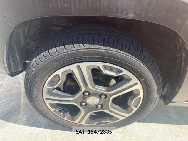 Mazda FLAIR CROSSOVER 2014-07 8412482-7