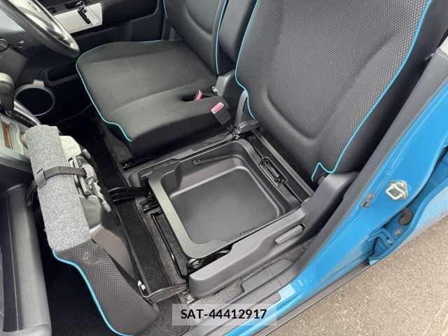 Mazda FLAIR CROSSOVER 2014-11 4420718-9