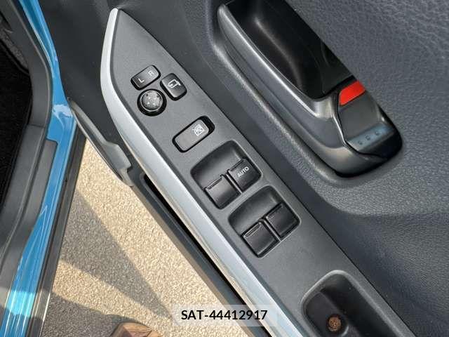 Mazda FLAIR CROSSOVER 2014-11 4420718-19