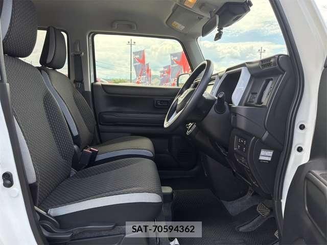Mazda FLAIR CROSSOVER 2022-04 8314489-11