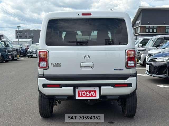 Mazda FLAIR CROSSOVER 2022-04 8314489-18