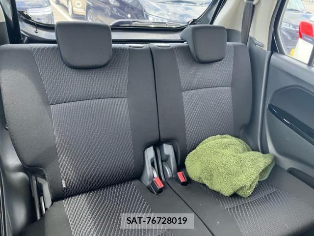 Mazda FLAIR 2013-07 7218672-17