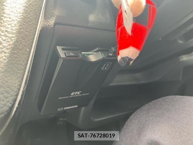 Mazda FLAIR 2013-07 7218672-24