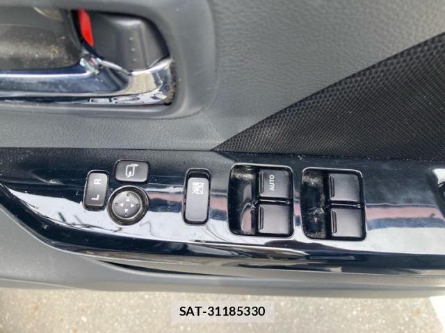 Mazda FLAIR 2013-06 7454354-25