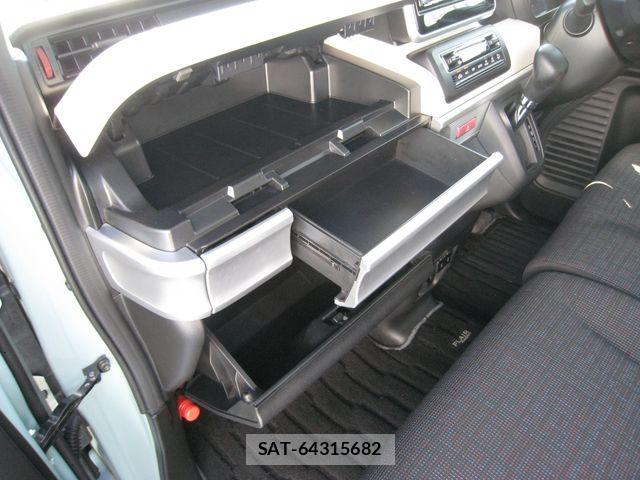 Mazda FLAIR WAGON 2022-05 8561940-24