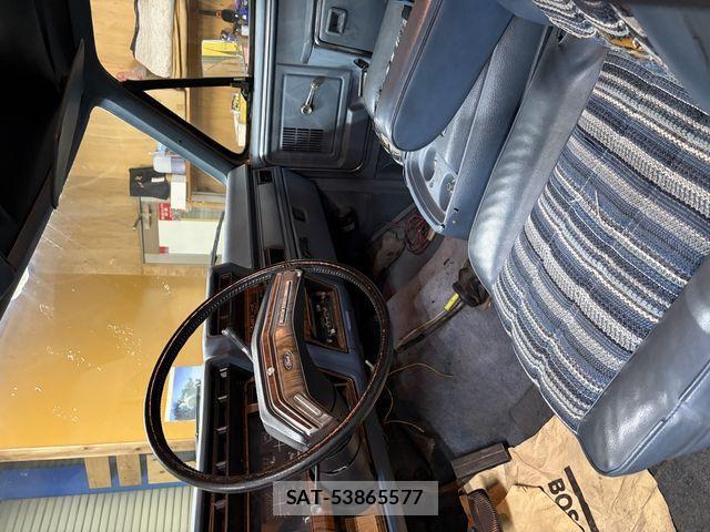 Ford BRONCO 1983-12 2348862-9