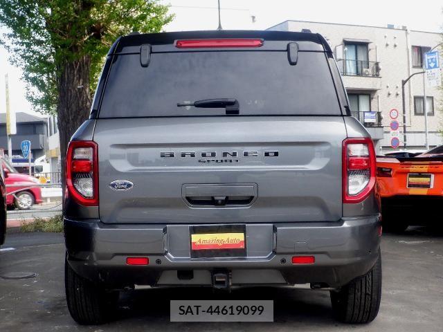 Ford BRONCO 2021-12 6244096-3
