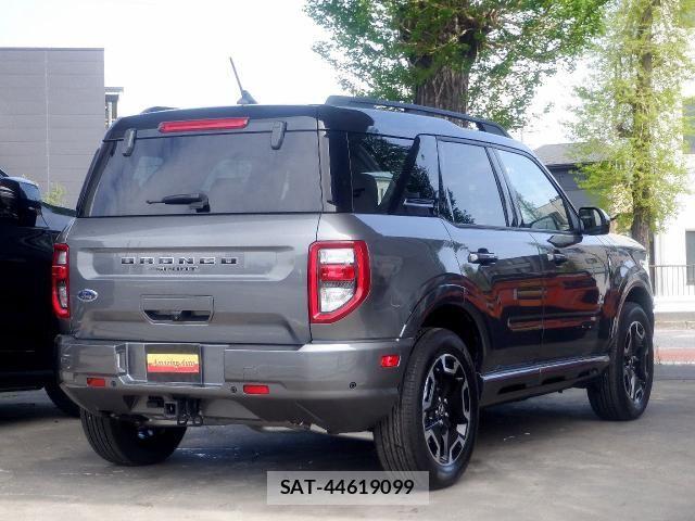 Ford BRONCO 2021-12 6244096-4