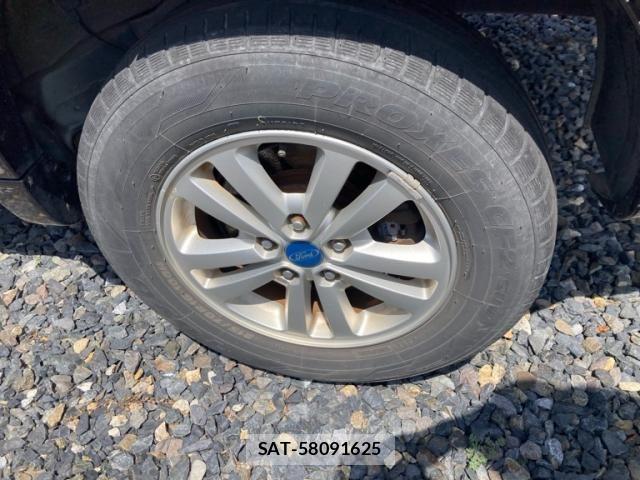 Ford Japan ESCAPE 2011-08 8561941-7