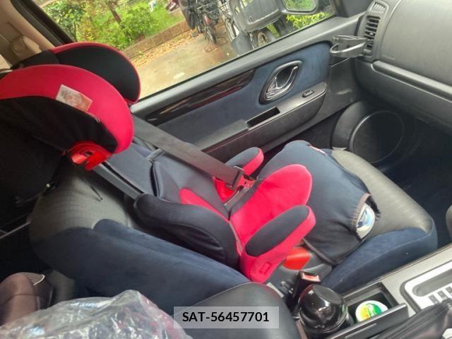 Ford Japan ESCAPE 2011-10 8871017-14