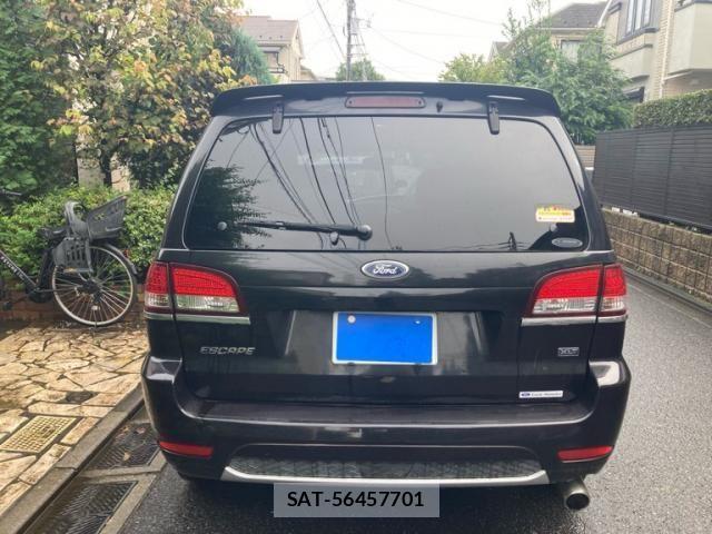Ford Japan ESCAPE 2011-10 8871017-2