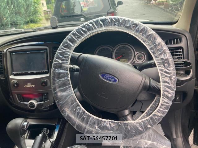 Ford Japan ESCAPE 2011-10 8871017-7