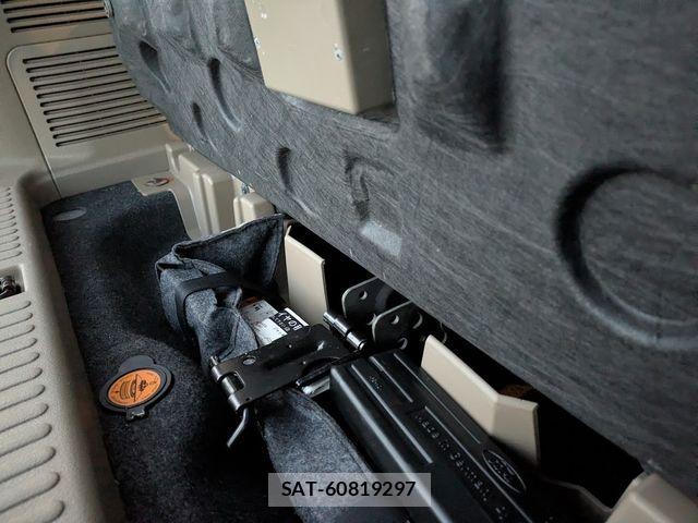 Ford EXPLORER 2009-01 2208898-26