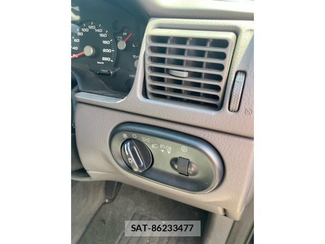 Ford EXPLORER 2004-01 7616619-17