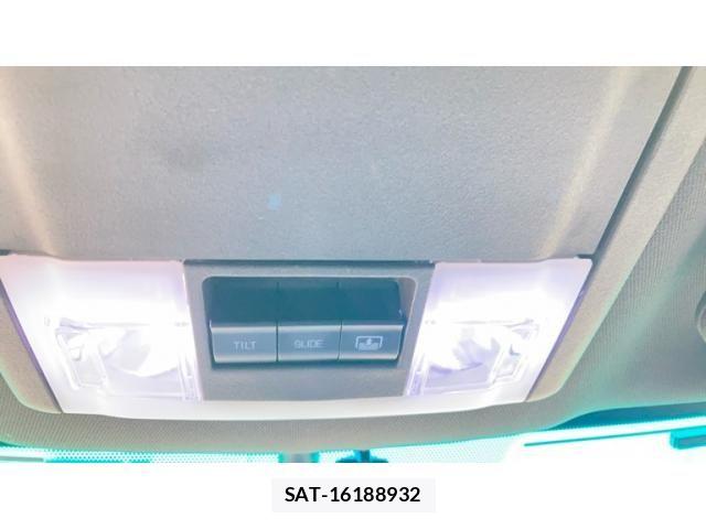 Ford EXPLORER 2011-10 7784993-17