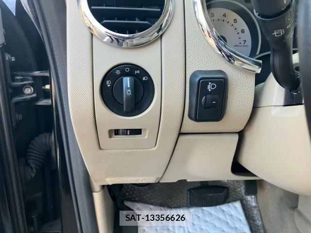 Ford EXPLORER 2006-06 8245219-17