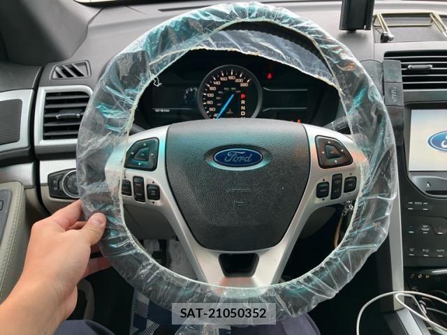 Ford EXPLORER 2011-08 8365977-15