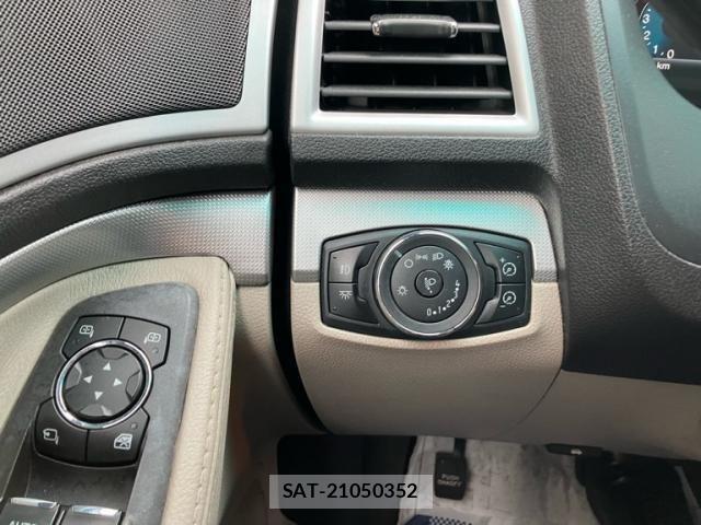 Ford EXPLORER 2011-08 8365977-16