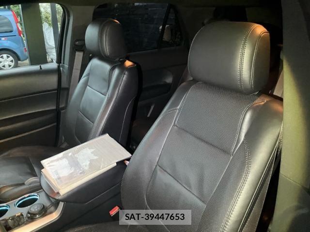 Ford EXPLORER 2011-08 8829095-11