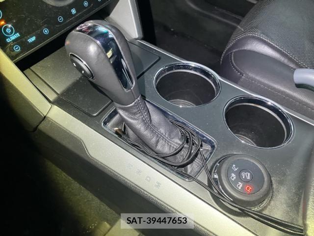 Ford EXPLORER 2011-08 8829095-16