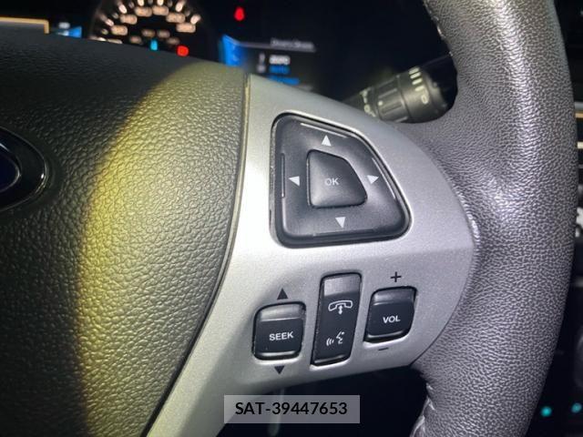 Ford EXPLORER 2011-08 8829095-19