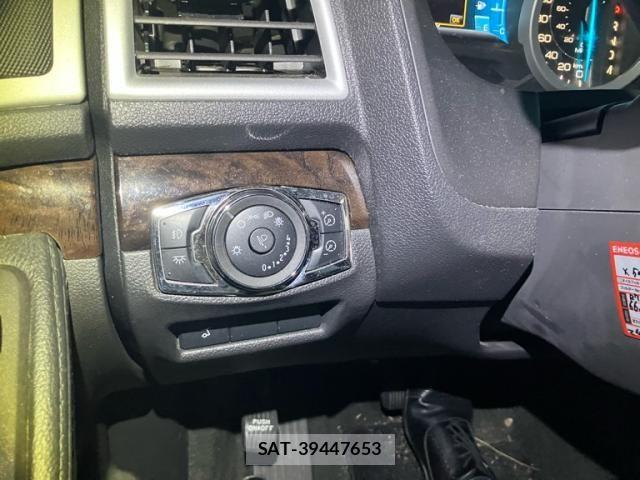 Ford EXPLORER 2011-08 8829095-21