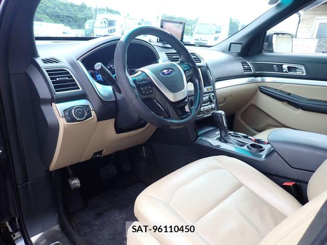 Ford EXPLORER 2016-07 7357794-1