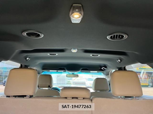 Ford EXPLORER 2016-08 7392181-10