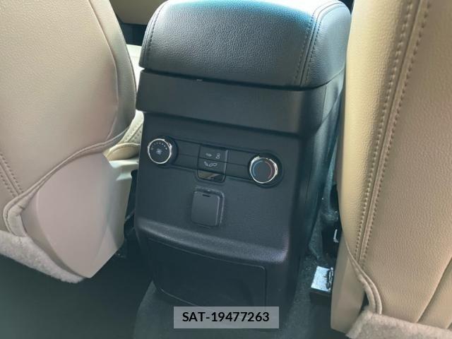 Ford EXPLORER 2016-08 7392181-12