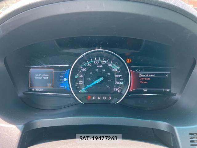 Ford EXPLORER 2016-08 7392181-21