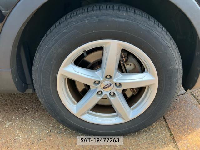 Ford EXPLORER 2016-08 7392181-4