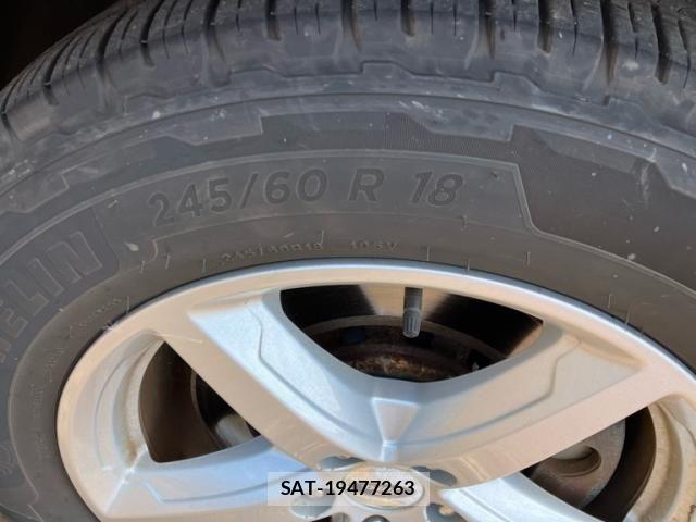 Ford EXPLORER 2016-08 7392181-5