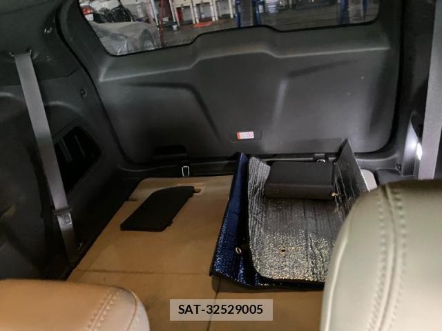 Ford EXPLORER 2015-06 7961688-17