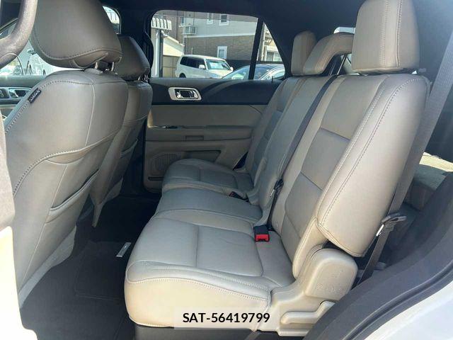 Ford EXPLORER 2012-07 8207546-19