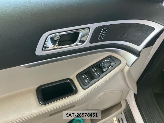 Ford EXPLORER 2014-05 8412502-16