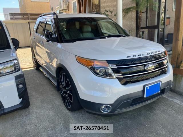 Ford EXPLORER 2014-05 8412502-1