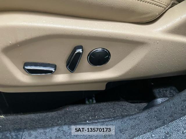 Ford EXPLORER 2016-08 8742204-13