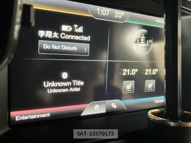 Ford EXPLORER 2016-08 8742204-19