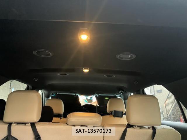 Ford EXPLORER 2016-08 8742204-21