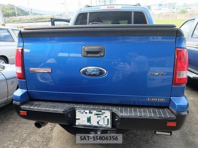 Ford EXPLORER 2010-04 1870082-6